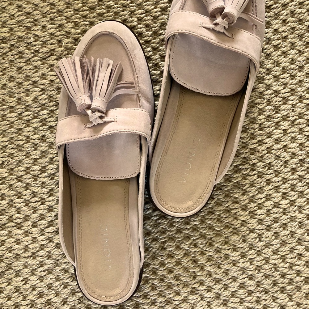 Regan Vionic Mules Light Pink with tassel detail. Size 9